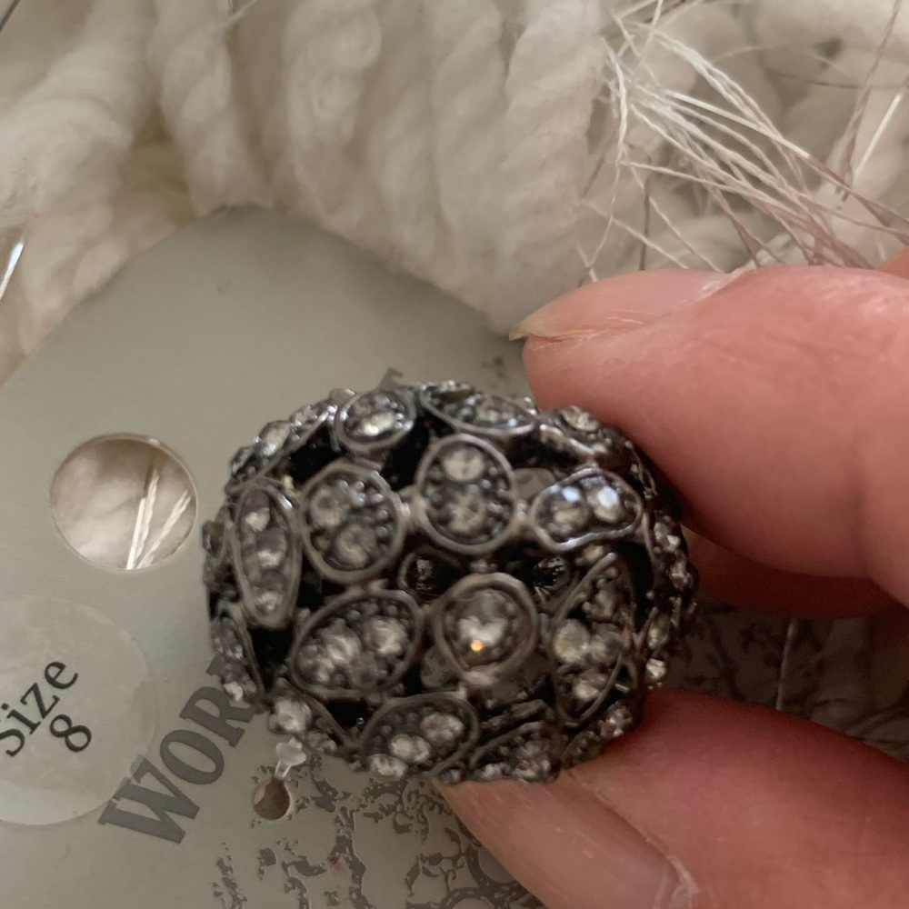 Fashion statement ring, size 8